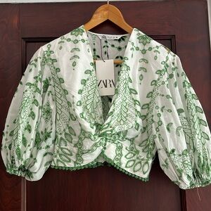 NWT Zara Green Embroidered Top